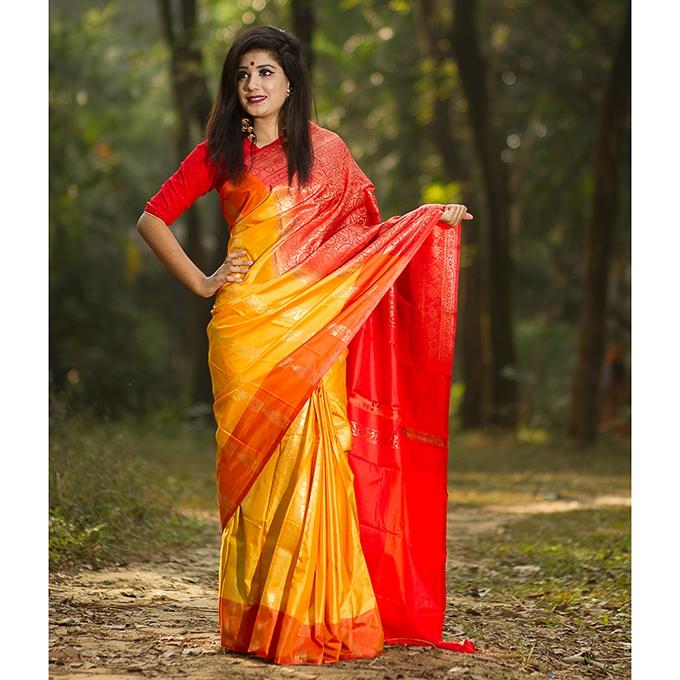 holud er saree
