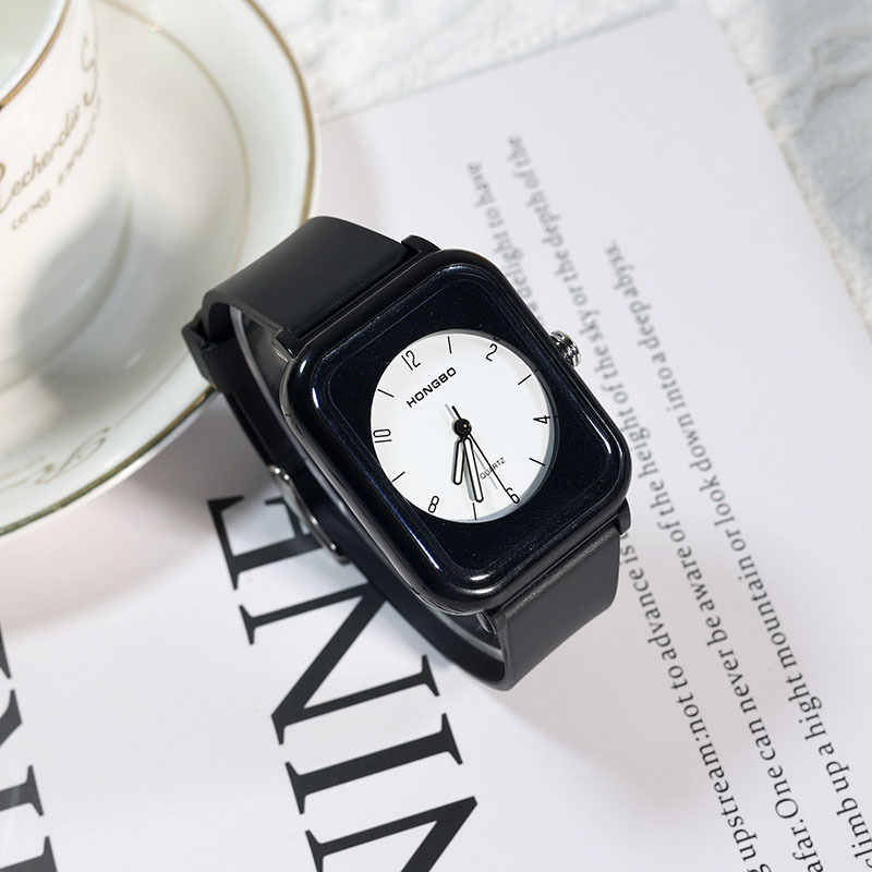 Factory direct HONGBO small square fashion and versatile quartz watch wholesale student analog exam watch. 