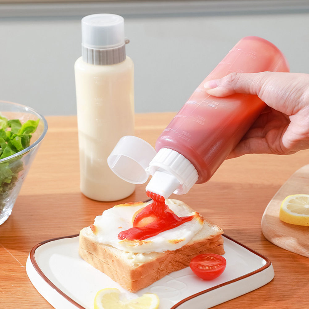 （New）Multifunction 5 Hole alad queeze Bottle Ketchup Container with cale Honey Jam Refillable Condiment auce queeze Bottle. 