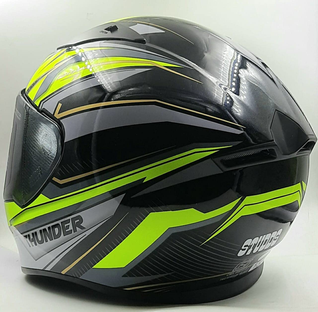 Studds thunder best sale helmet green