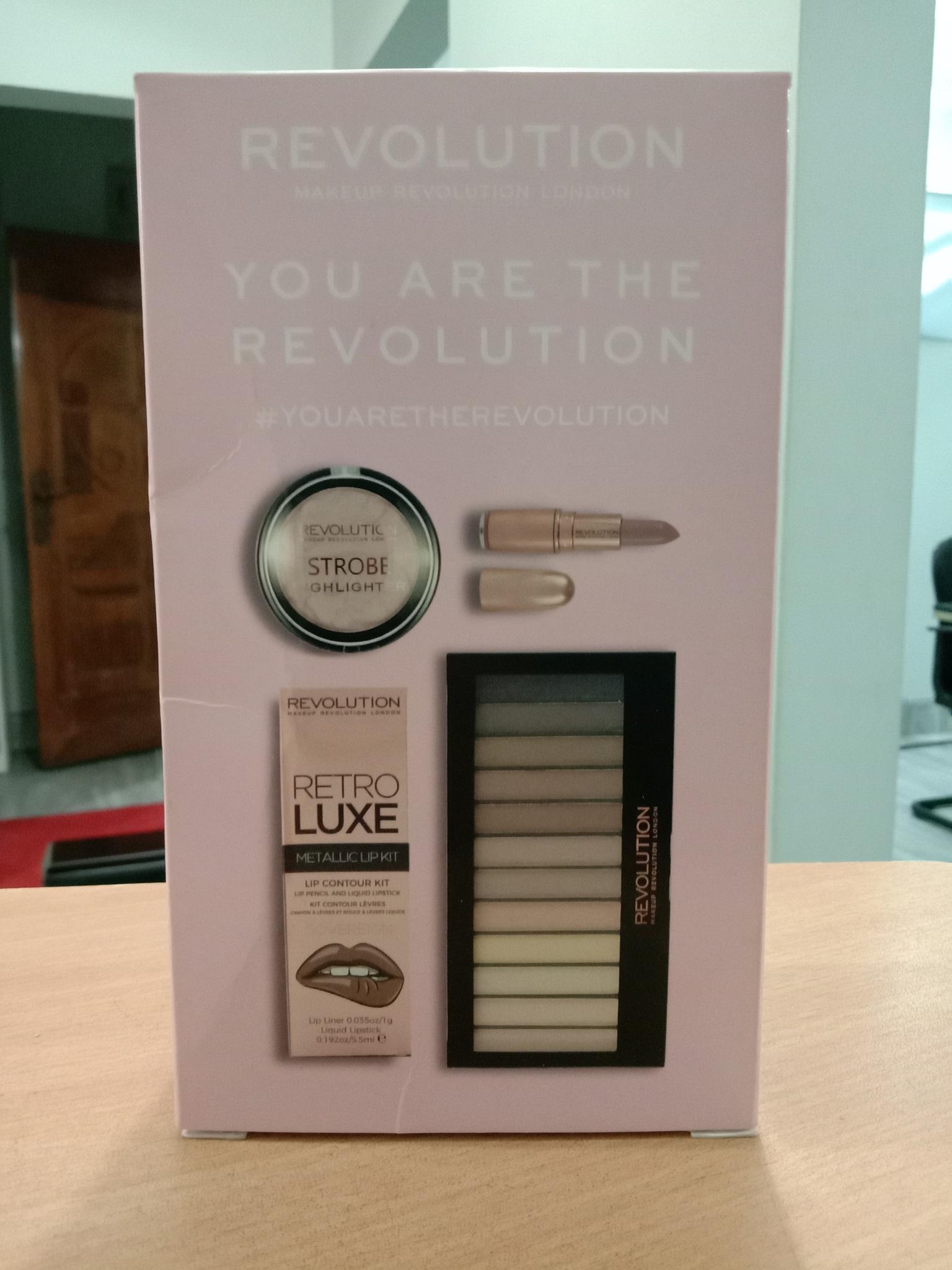 You Are The Revolution Gift Set Containing 4 Revolution Products Buy Online At Best Prices In Bangladesh Daraz Com