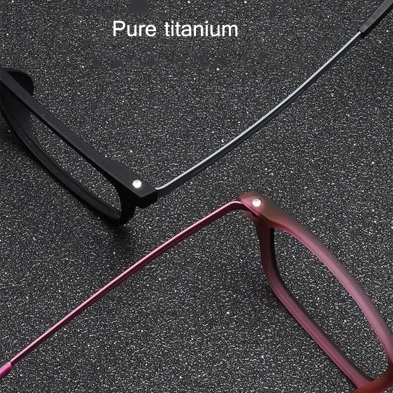 Ultra-Light Pure B Titanium Blue Light Blocking Reading Glasses Men Outdoor Hyperopia Business TR90 Frame Eyeglasses Diopter 1.5. 
