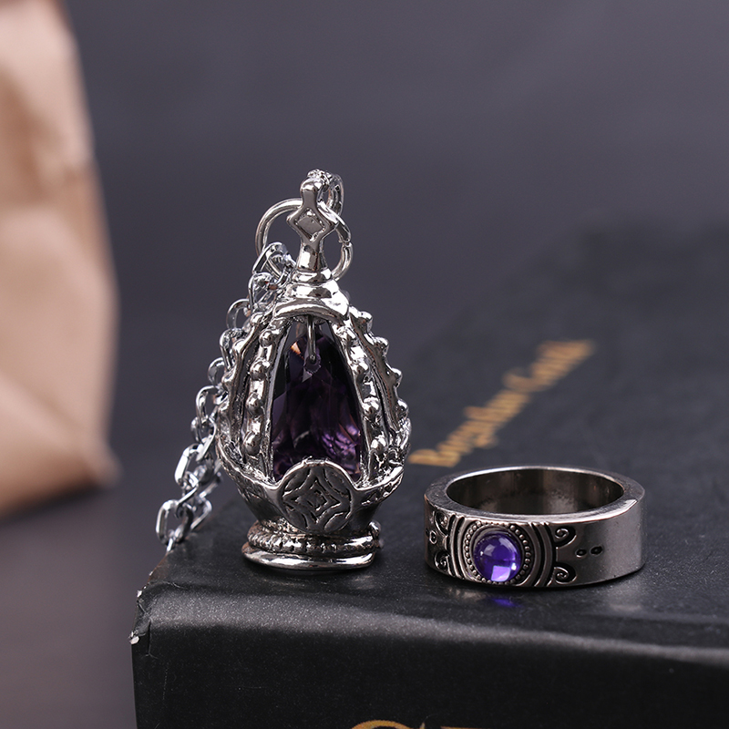 2Pcs/set Anime Puella Magi Madoka Magica Cosplay Gem Necklace