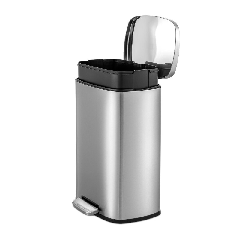 Qualiazero 13.2 Gallon Stainless Steel Trash Can Silver Step On Kitchen Garbage Can. 