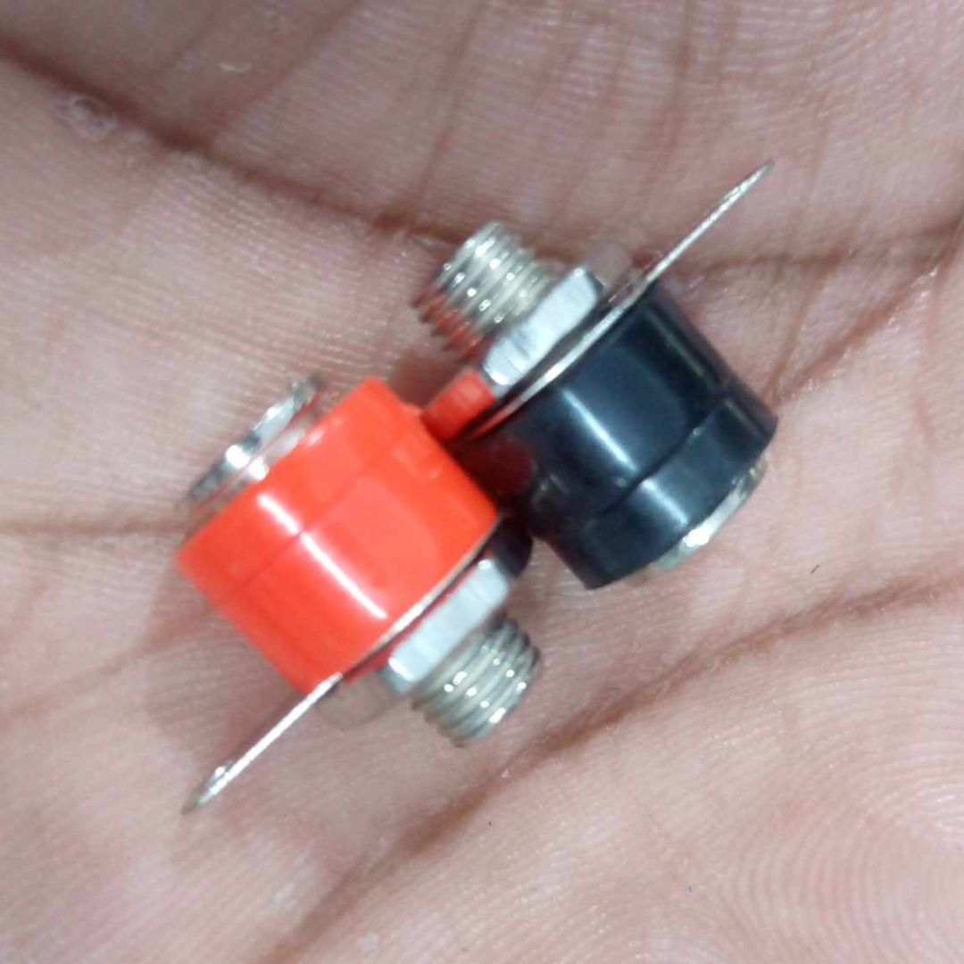 2Pair- FEMALE Banana SOCKET 4mm Lantern Head RED & BLACK Socket Screw Terminal Cables Connector 4mm Female Banana Socket For Audio Speaker Jack. 