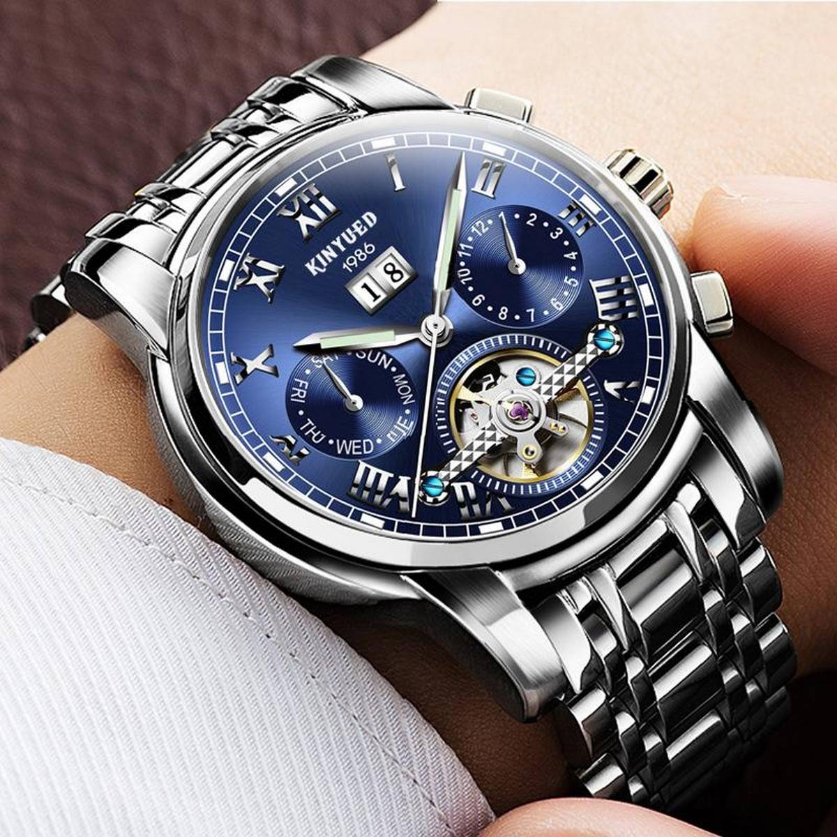 kinyued mechanical watch