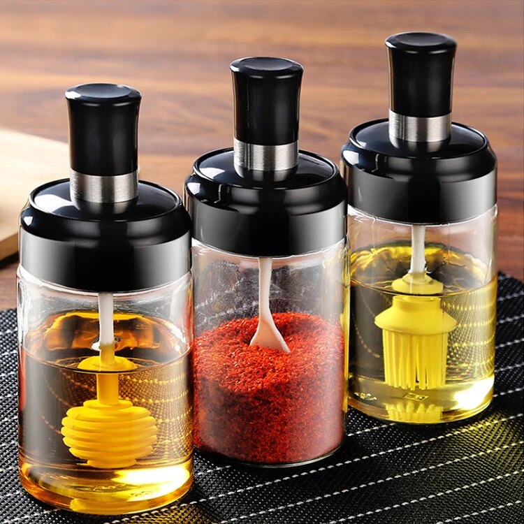 6-Pieces Spices Seasoning Bottles Jars with Spoon Rotation Base. 