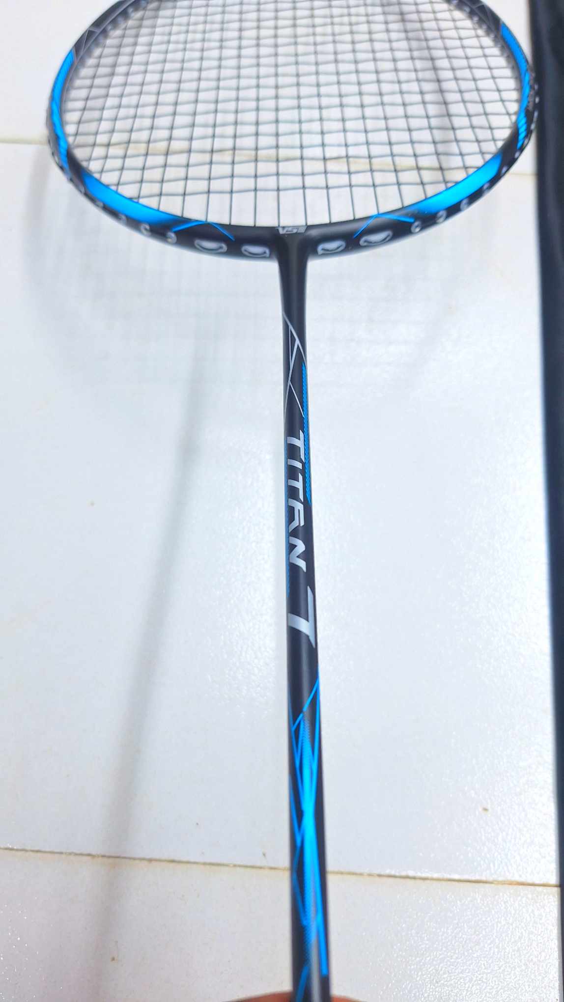 VS Titen 7 Racket Powerful Carbon Fiver High Tension Racket - Fully Complete 32lbs - max 36 lbs. 