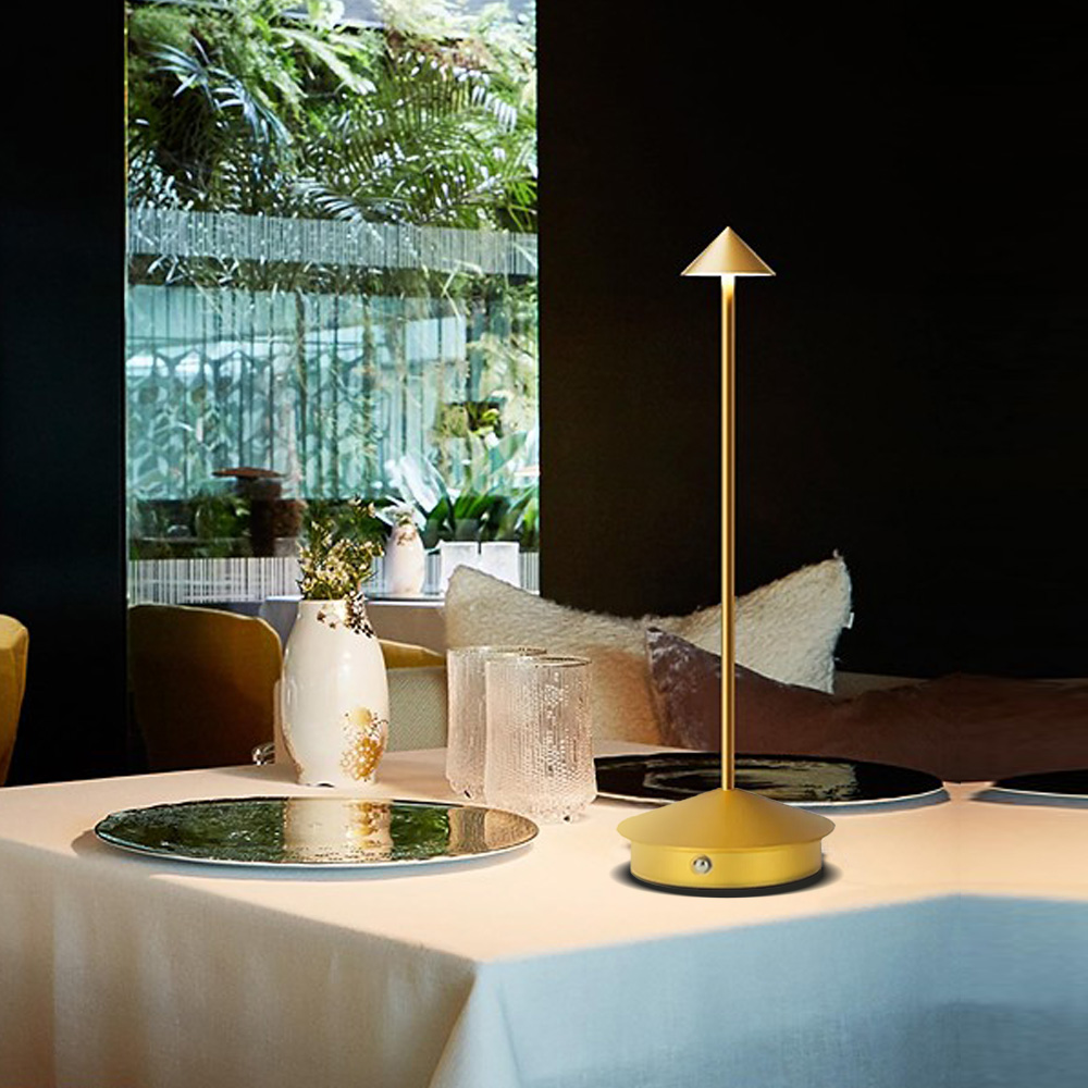 Type-C Rechargeable Table Lamp Creative Dining Touch Led Hotel Bar Coffee Pina pro Table Lamp Lampada Da Tavolo Decorative Lamp. 
