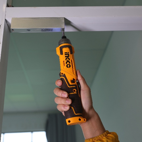 INGCO 8V 6Nm Cordless screwdriver With LED work light CSDLI08025. 