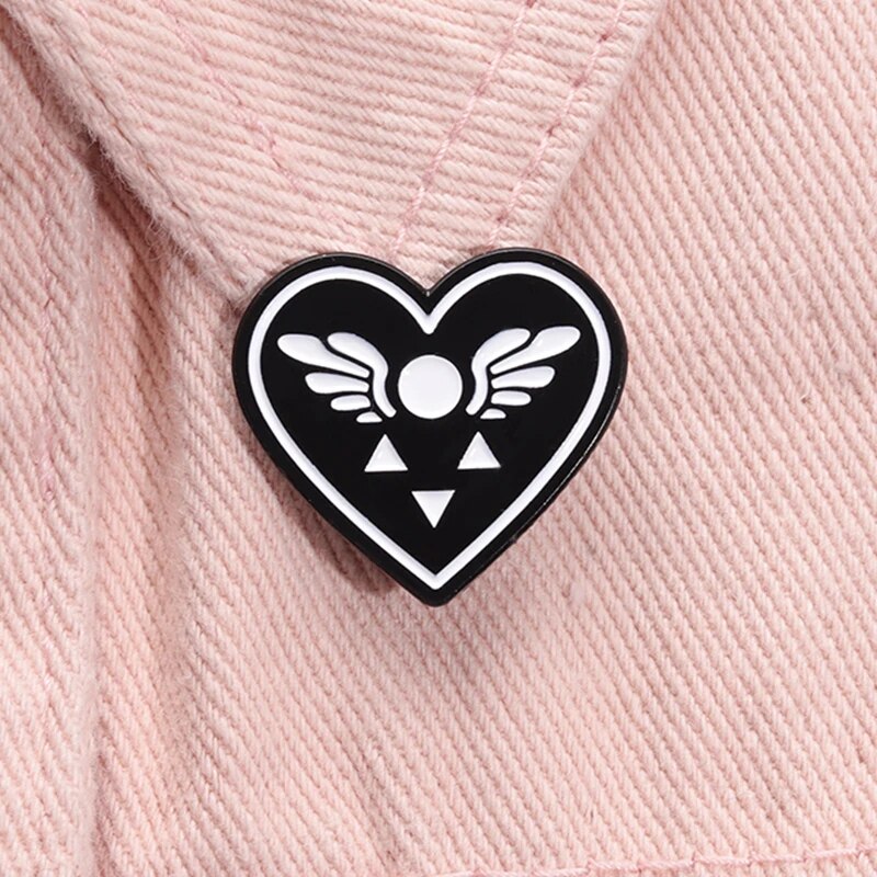 Pixel-Style Delta Rune Symbol Enamel Pin Game Black Love Heart Brooch Role Pin Lapel Backpack Badge For Playing Game Player. 