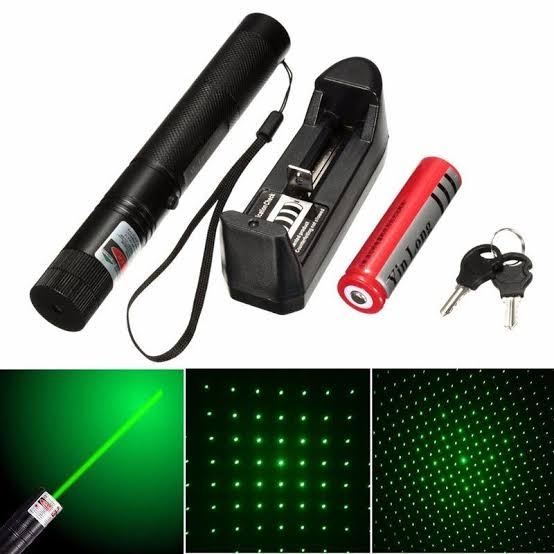 Green Laser Pointer jd 303 with Adjustable Focus Star Lens 100mw. 