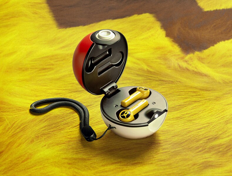 Razer Pikachu Bluetooth Earphone for Razer TWS Wireless Headset Newest Use for Game with Protect Bag. 