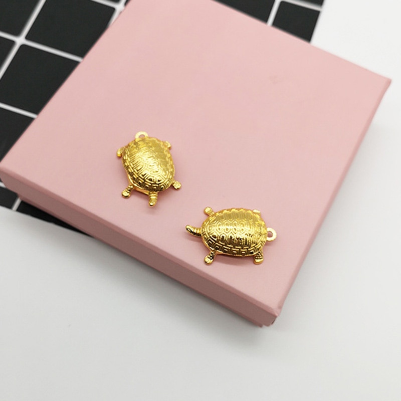 Lucky Small Golden Turtle Key Chain Golden Tortoise Key Rings Car Keychain Bag Pendant H9. 