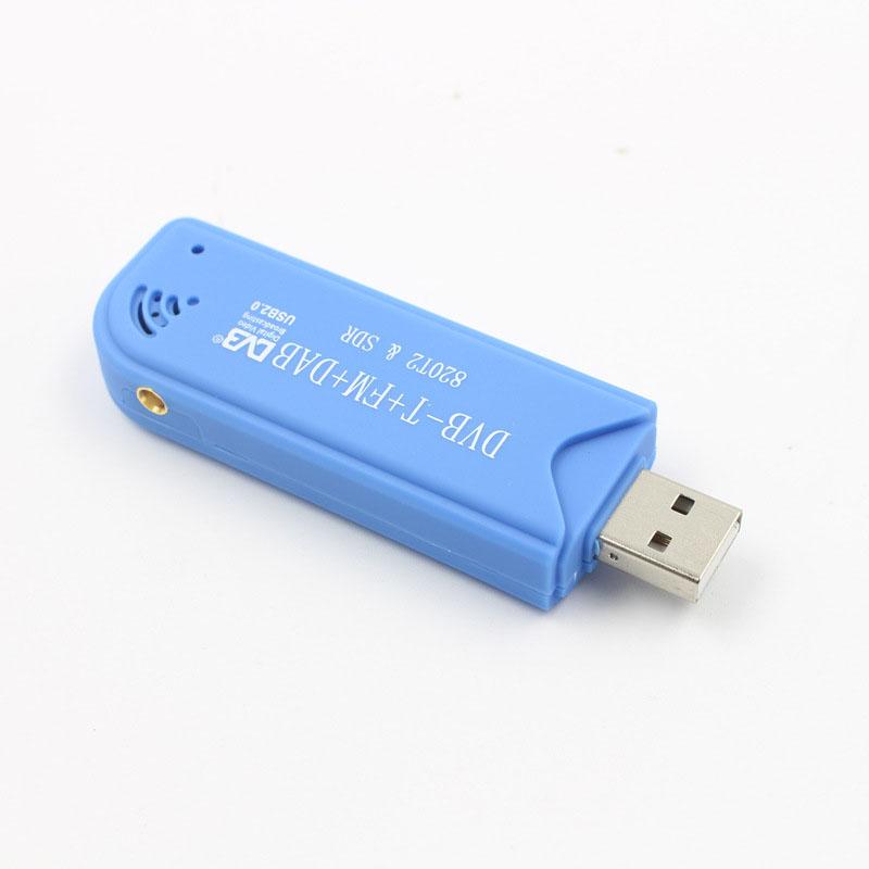 USB2.0 FM DAB DVB-T RTL2832U R820T2 RTL-SDR SDR Dongle Stick Digital TV Tuner Remote INFRARED Receiver with Antenna. 