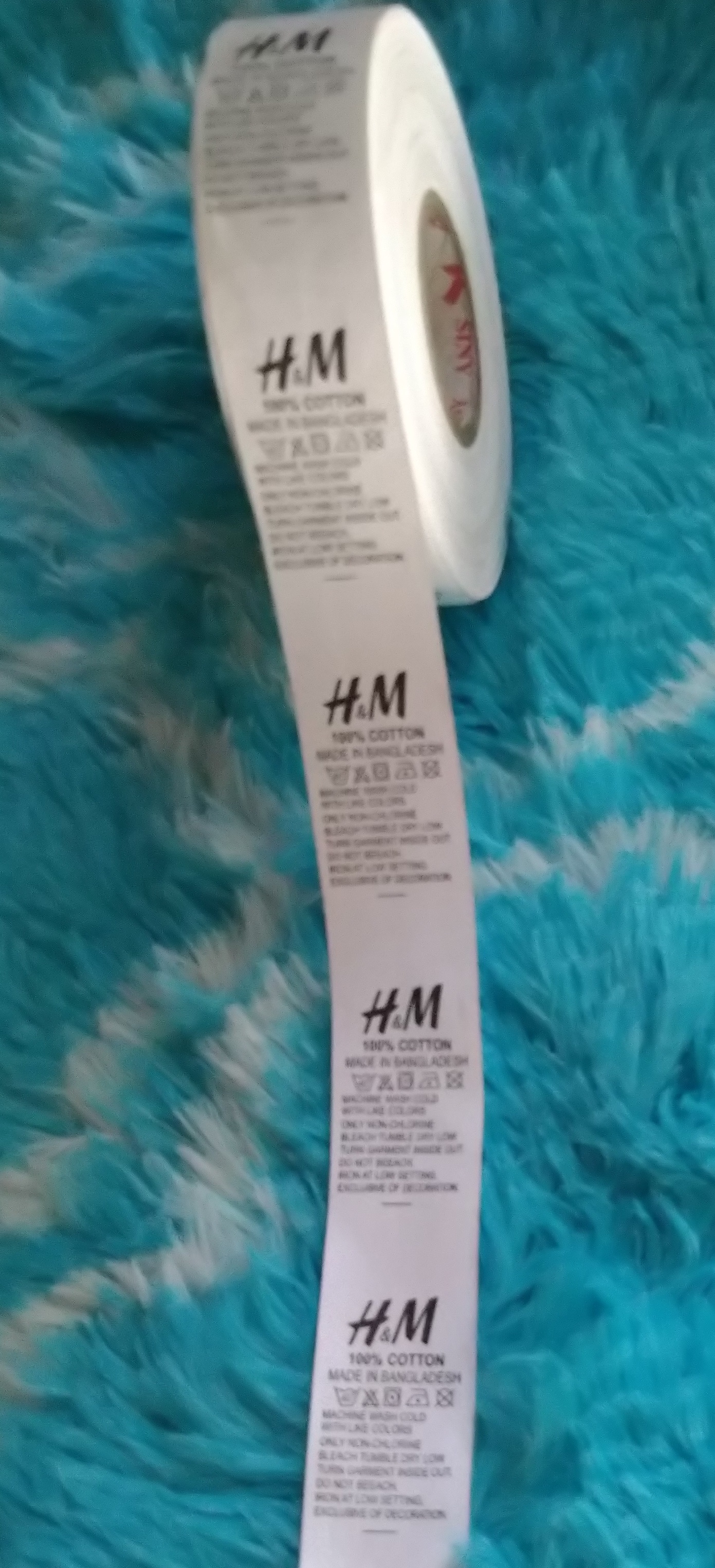 care label (Puma, Zara,H&M,next , blank )200 pcs /1roll. 