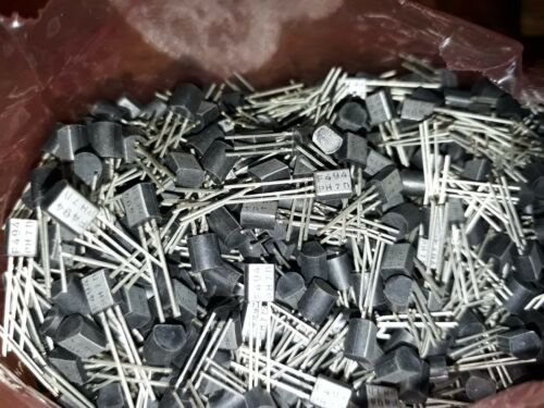 5Pcs- A Class BF494 494 NPN Medium Frequency Transistor Electrical Circuitry & Parts. 