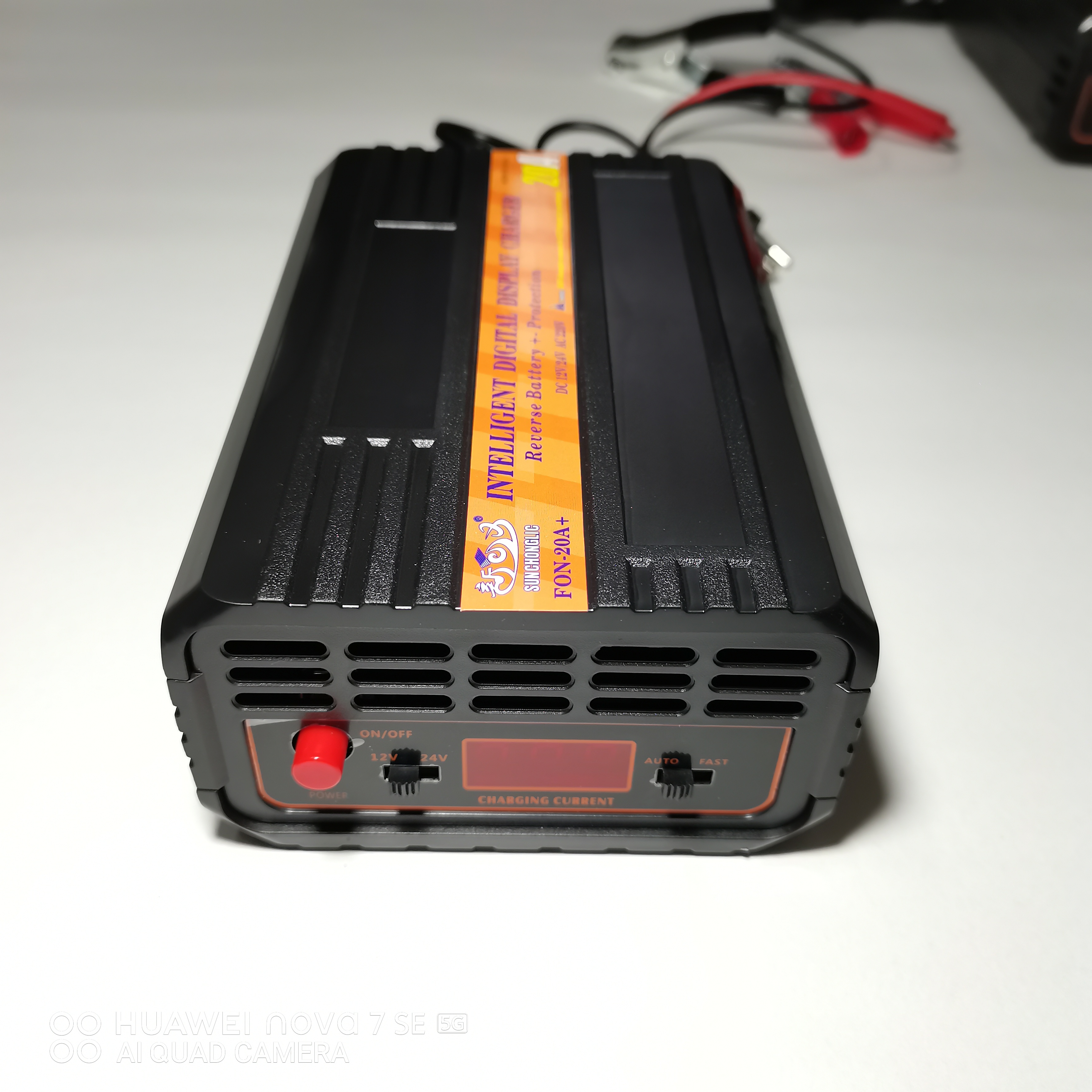 Battery Charge Full Auto 12 and 24 Volt 20AH Battery Charger - Fast and Efficient Charging for Multiple Battery Types - Your Reliable Power Solution. 