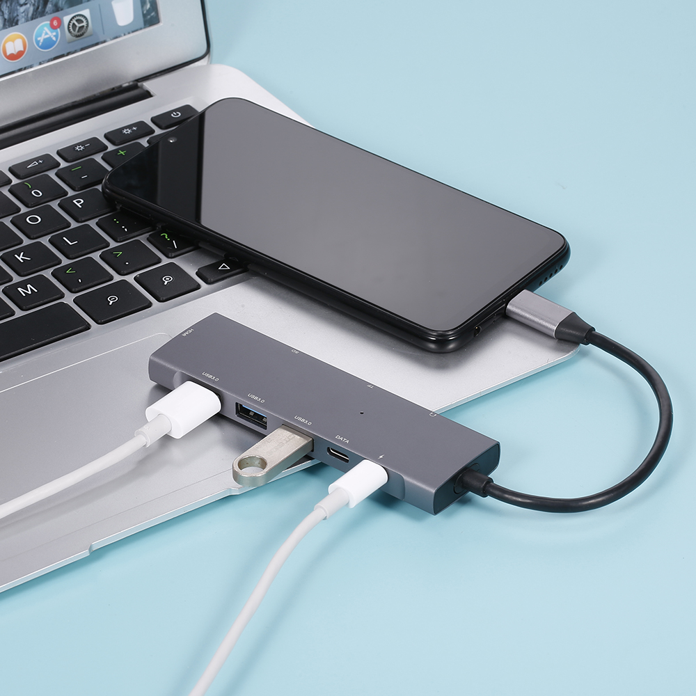 9-in-1 Multifunctional Type-C to 4K HD Hub PD Charge/Data Transfer/USB3.0/SD TF Card/HD/3.5mm Audio. 