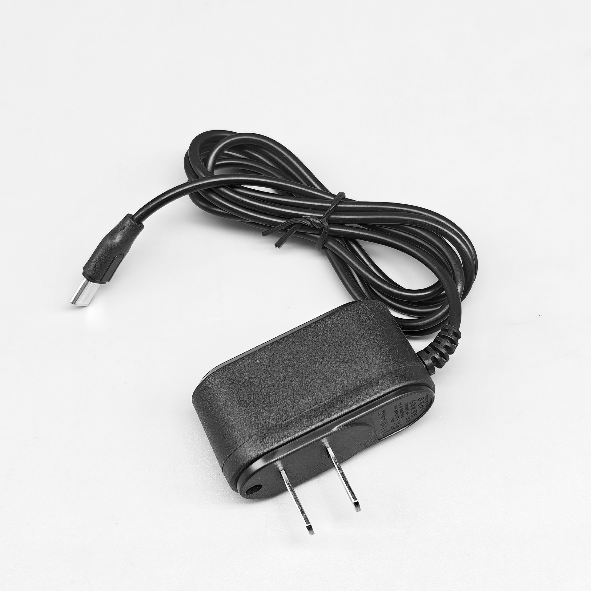 The old machine charger data cable MP3 flat port mp4 old v3 direct charge 5v1a charging head small speaker lengthened. 