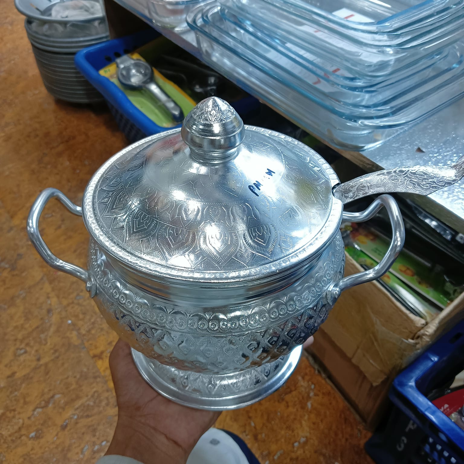 silver color Rice Bowl & Ladle Spoon Thai Pattern Rice Container Aluminum Curry Serving. 