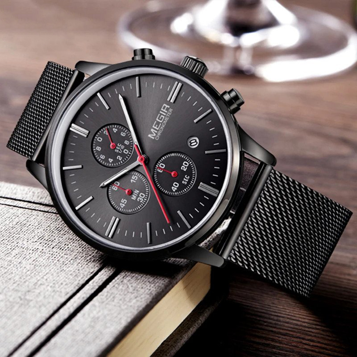 MEGIR WATCH MS2011G (Black case and black mesh band). 