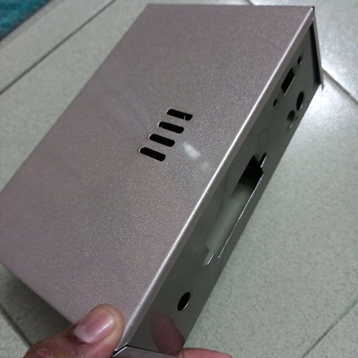 Slim Style Amplifier Box 3 Volume Power Amplifier For 3 Volume Base Tone MP3 MP5 TDA2009 Circuit Board Audio Circuit Casing Metal Box DIY Case. 