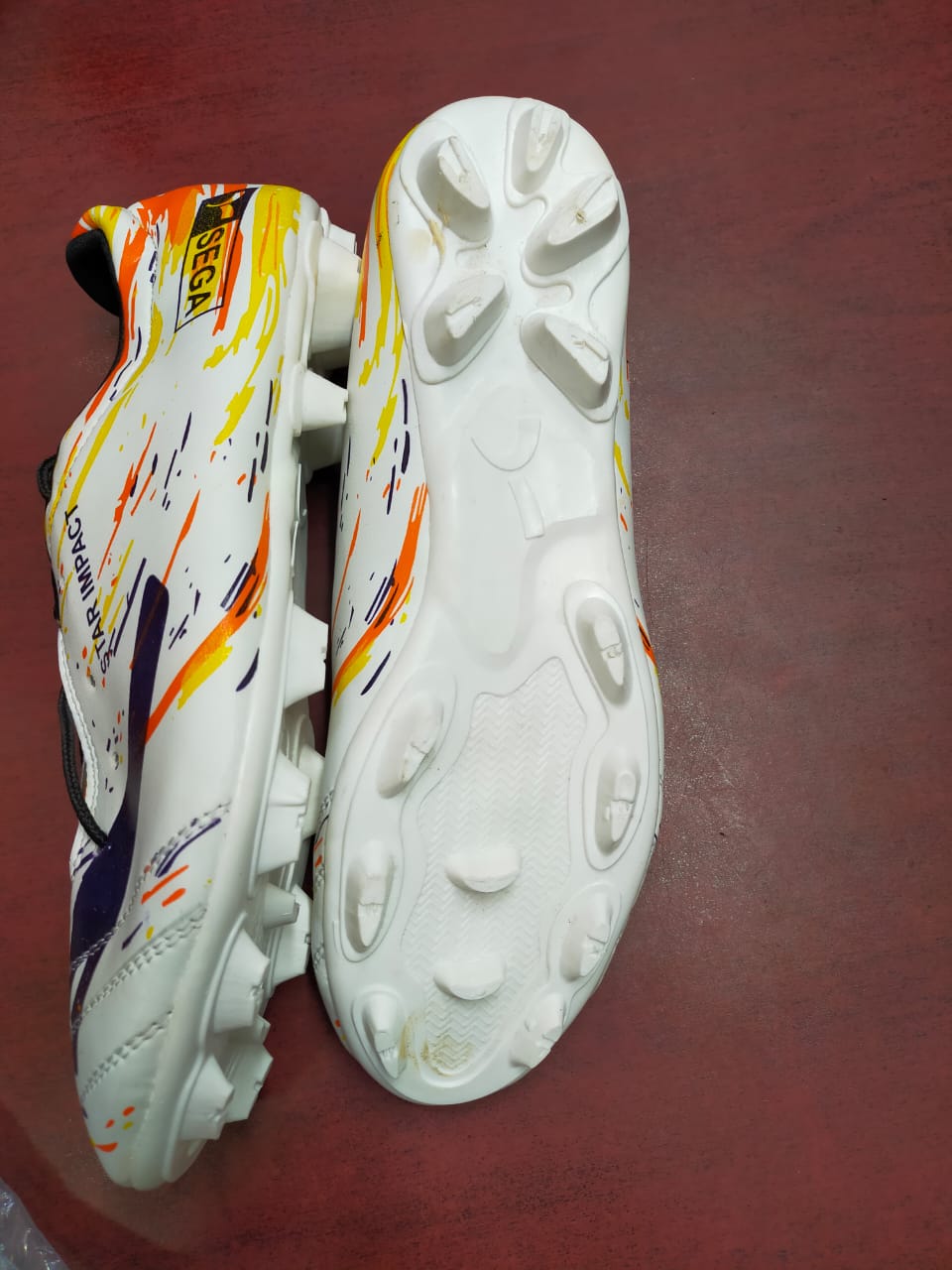 【94OFF!】 Mens Football Boots Cleats Soccer Shoes Professional Spikes