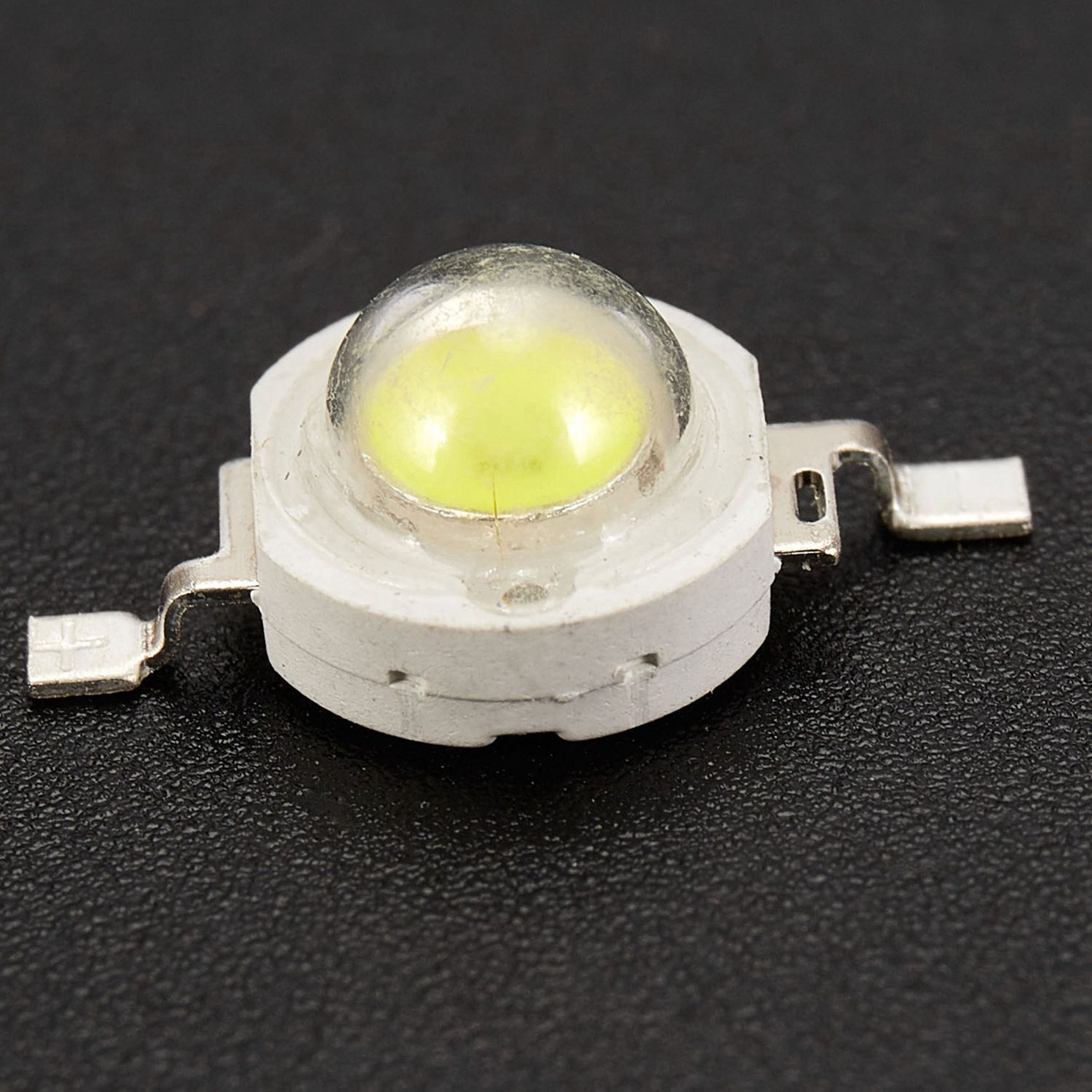 100Pcs 1W Diode High  Cool White Led Beads 1 Watt Lamp Chip 3V-3.4V. 