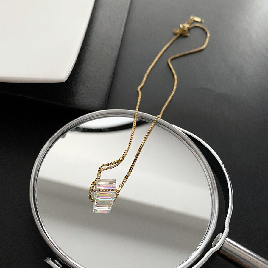 Titanium steel non-fading necklace women's fashion simple colorful square pendant clavicle chain niche unique light luxury neck jewelry