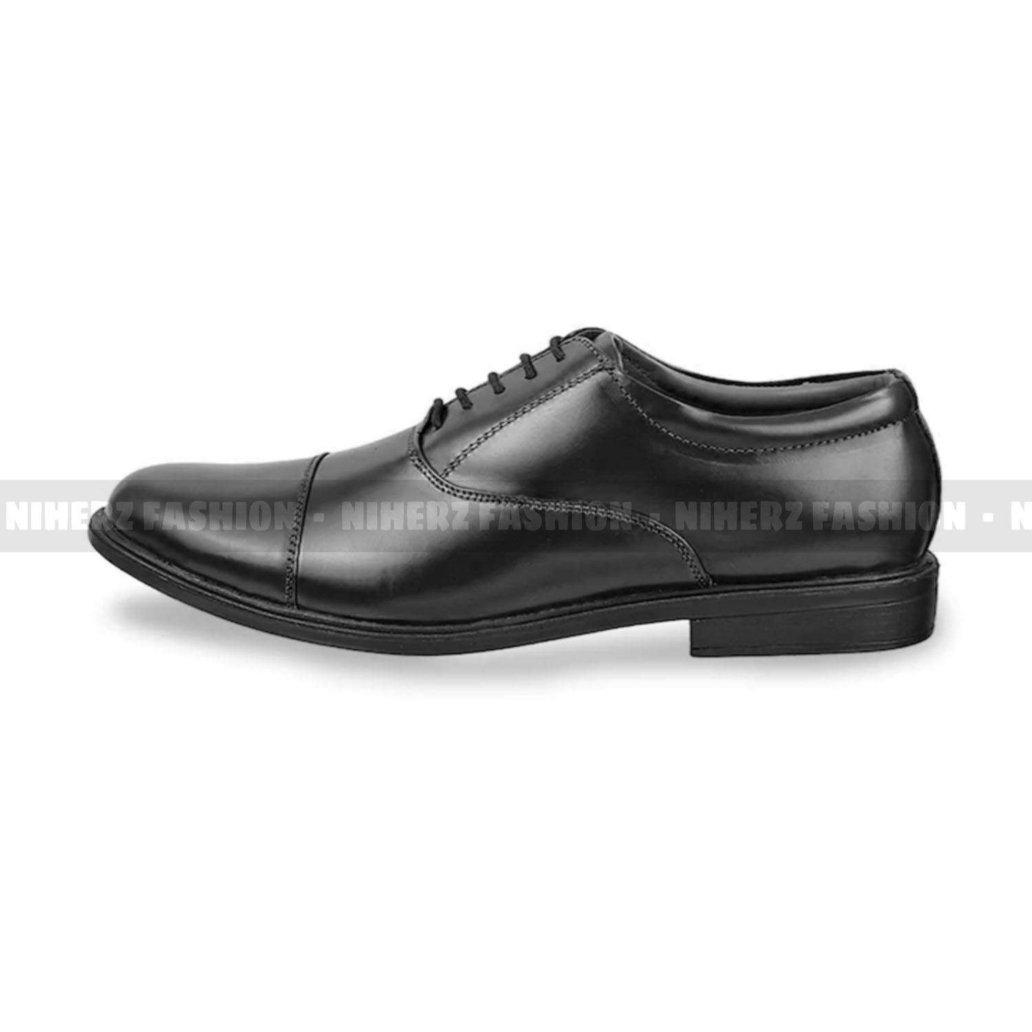 Black Oxford Shoe For Men Bullock men's shoes Korean version of British fashion shoes casual business formal leather shoes men's black wedding shoes (With Free Gift)