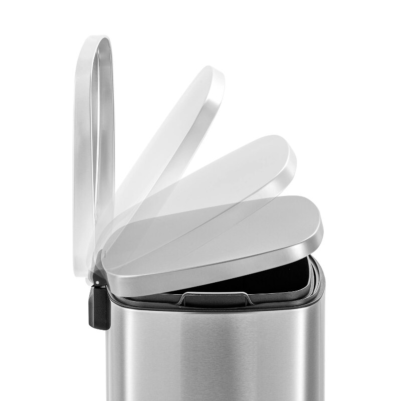 Qualiazero 13.2 Gallon Stainless Steel Trash Can Silver Step On Kitchen Garbage Can. 