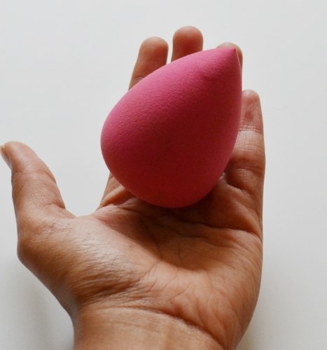 1pcs Power Puff Latex Free Face Blender Sponge Makeup Puff (Multicolor). 