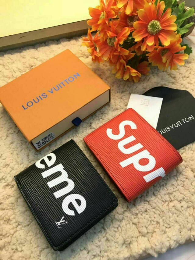 lv supreme wallet price