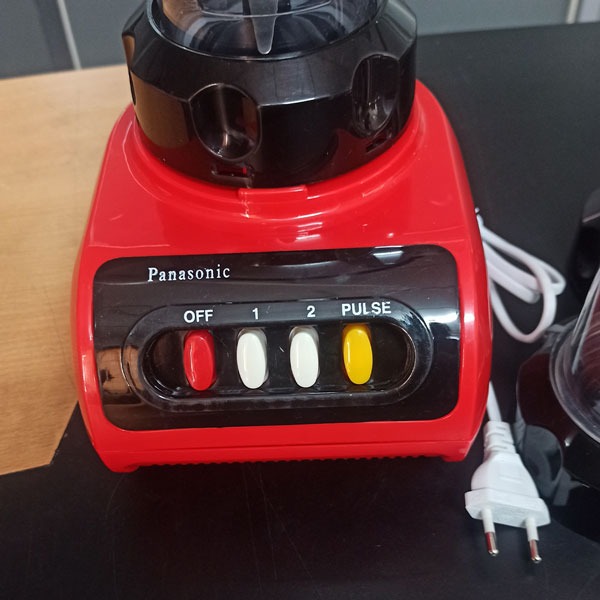 Master Panasonic 3 in 1 Blender. Blender with juicer and grinder. 3 in 1 Blender, Master Panasonic Blender.. 