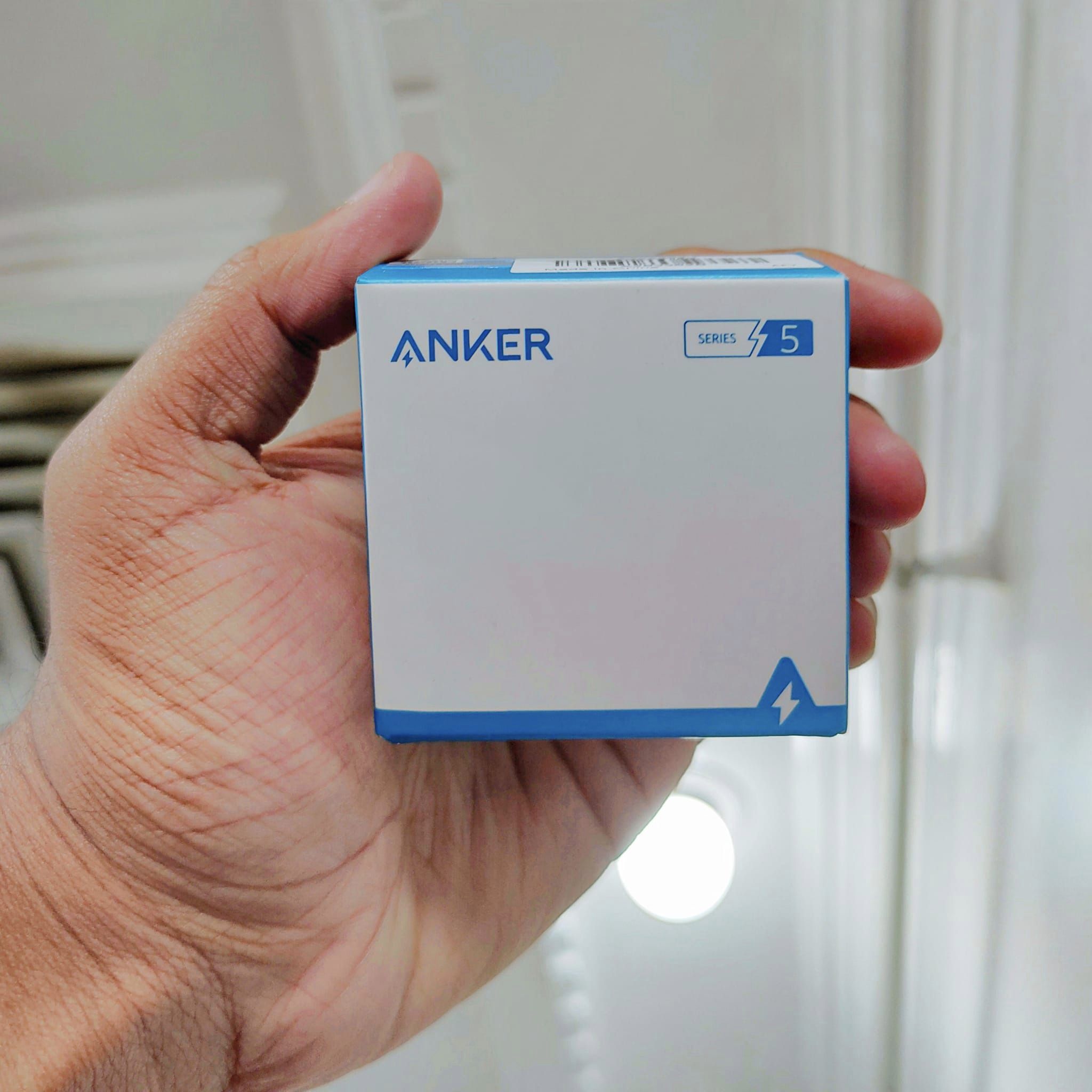 Anker PowerPort III Nano (20W) iQ3 A2633  for iPhone 14/13/12/11/11 Pro/11 Pro Max/XR/XS/X. 
