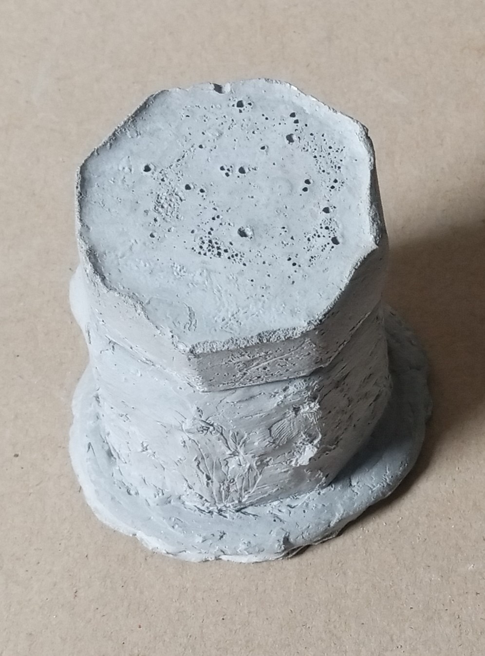 Cement & Concrete made Hexagon Shape Jar Height ± 7 cm or 2.755 inch. 