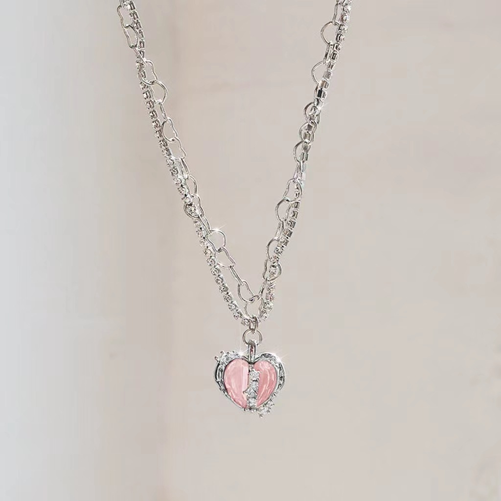Kpop Black Heart Pendant Necklace Punk Shiny Rhinestone Star Asymmetric Chain Necklace for Women Neck Chain Y2K Jewelry