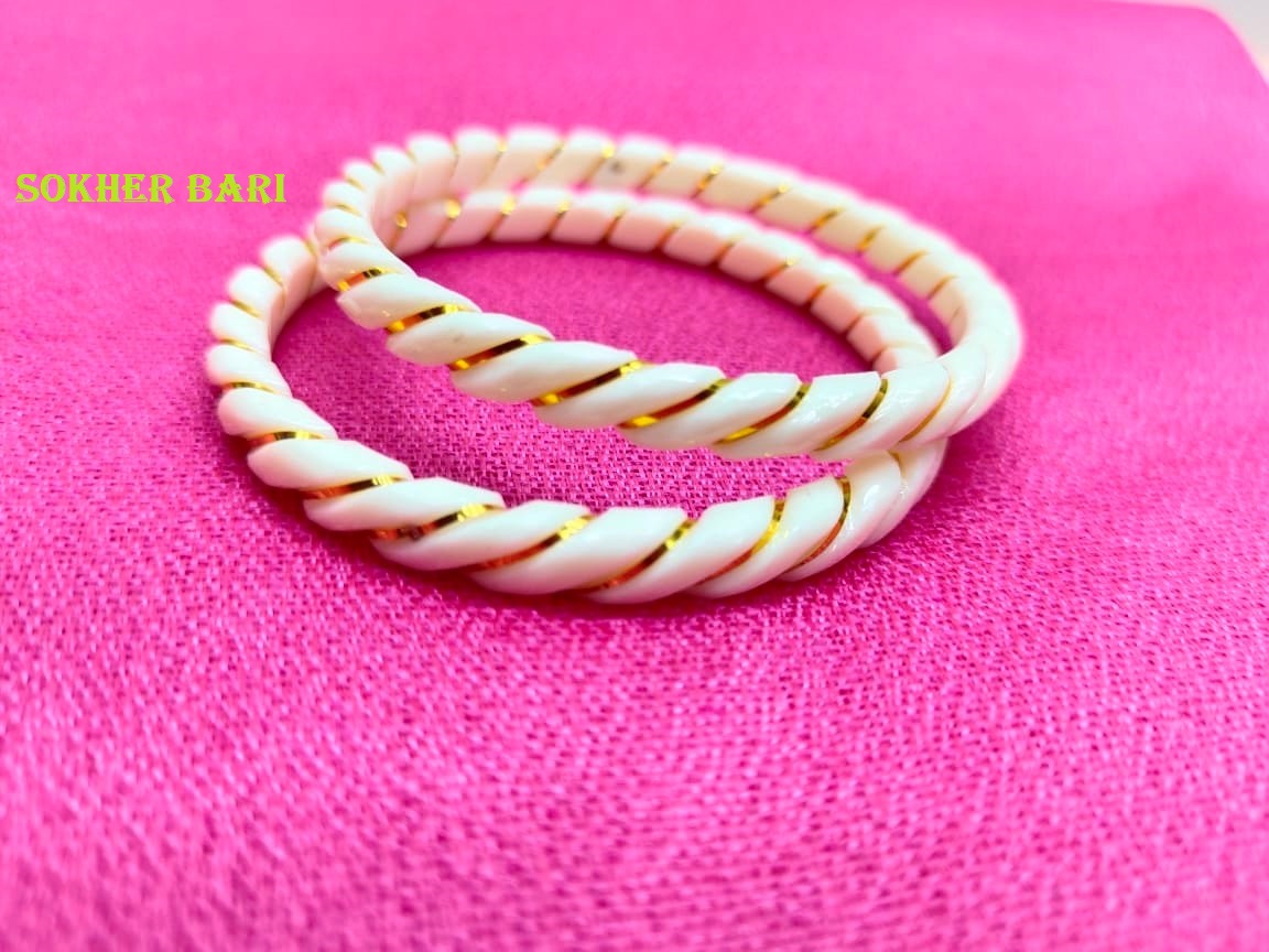 Latest Design White Shakha Pola Bangles for Women , Party , Wedding , Anniversary , Druga Puja & All Time Use Sakha Bangles. CD:Y5.
