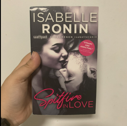 Spitfire in Love  (  Chasing Red #3  )   (  Book by Isabelle Ronin  )   (  Premium Print and Matte Cover  ). 