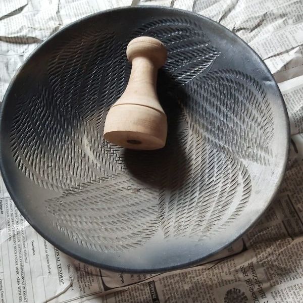 Vorta Making Batna Made By Pure Clay And Wood Smart Kitchen Tools 1 Plate And 1 Wood Handle - Experience Smart Cooking With Vorta Making Batna. 