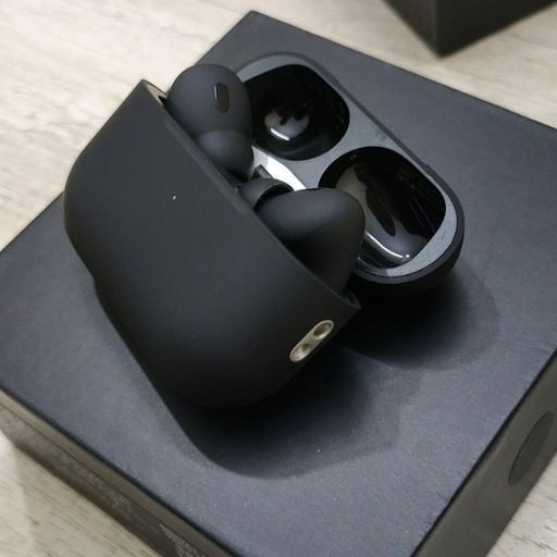 AirPods Pro 2nd Generation Bluetooth Earbuds IPX4 Waterproof wireless Earbuds-Black. 
