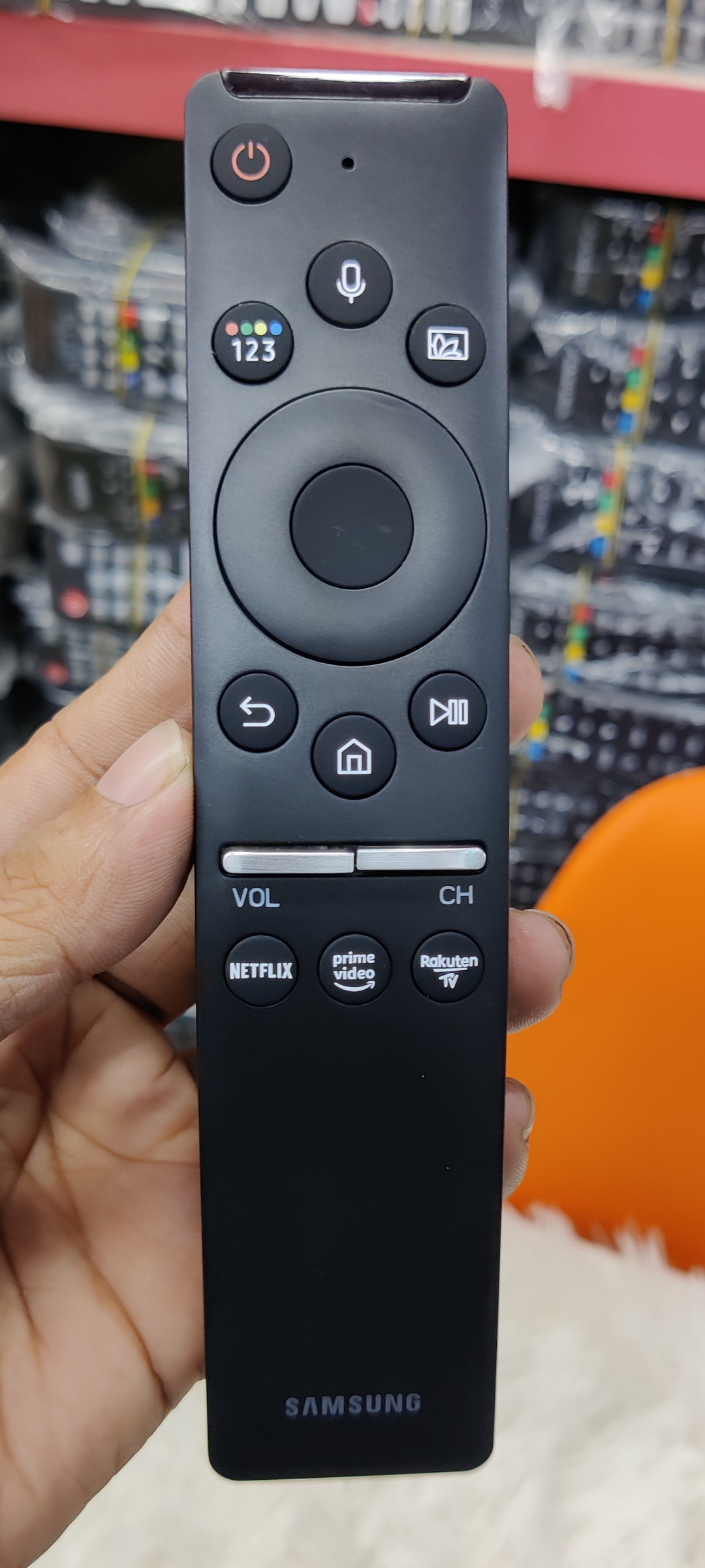Samsung TV Remote Control with Voice for Smart 4K TV: Simplify Your TV Experience - Voice Control at Your Fingertips. 