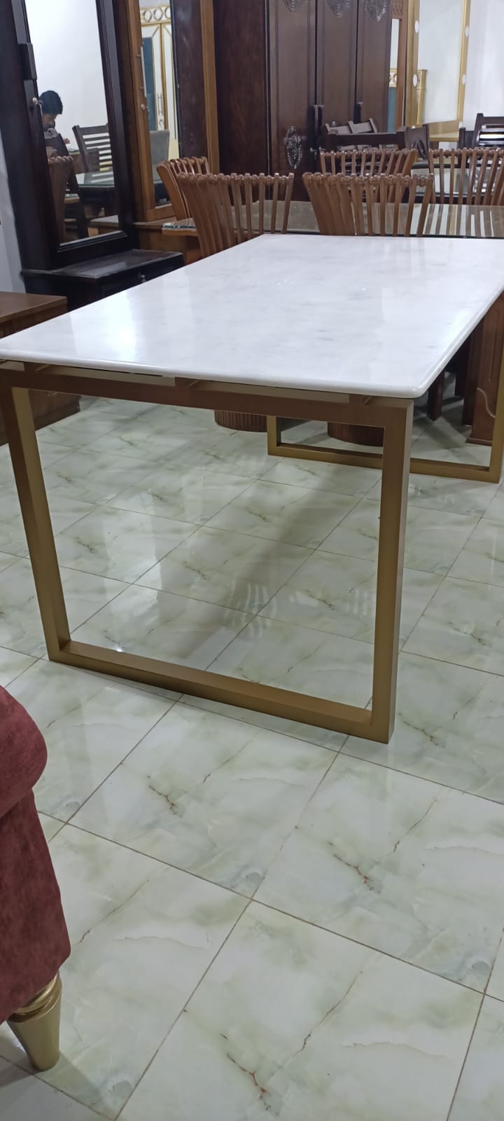 Dining Table Top Side Marble And Down Side Steel-Summuth Finishing. 