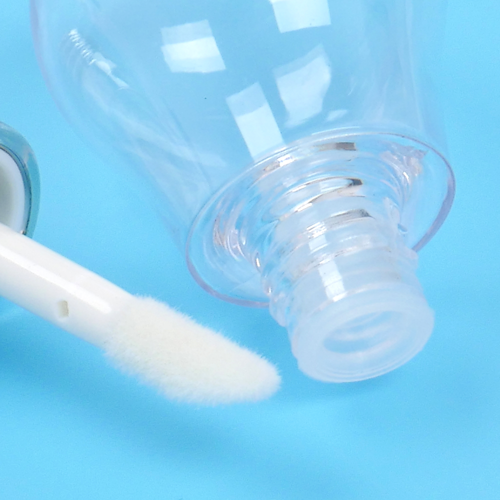 5Pcs Cute Light Bulb Shape Empty Lip Gloss Tube Clear Mini Refillable Lip Balm Bottles With Rubber Inserts. 