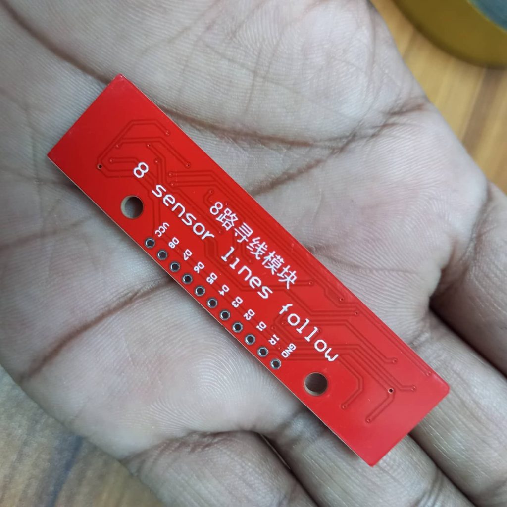 QTR-8RC 8 Channels Digital Infrared Reflectance Sensor Array 8 Sensor Linse Follow QTR-8RC IR Infrared Line Tracking Sensor Array HYS301 Line Following Sensor Module For Electronics Projects. 