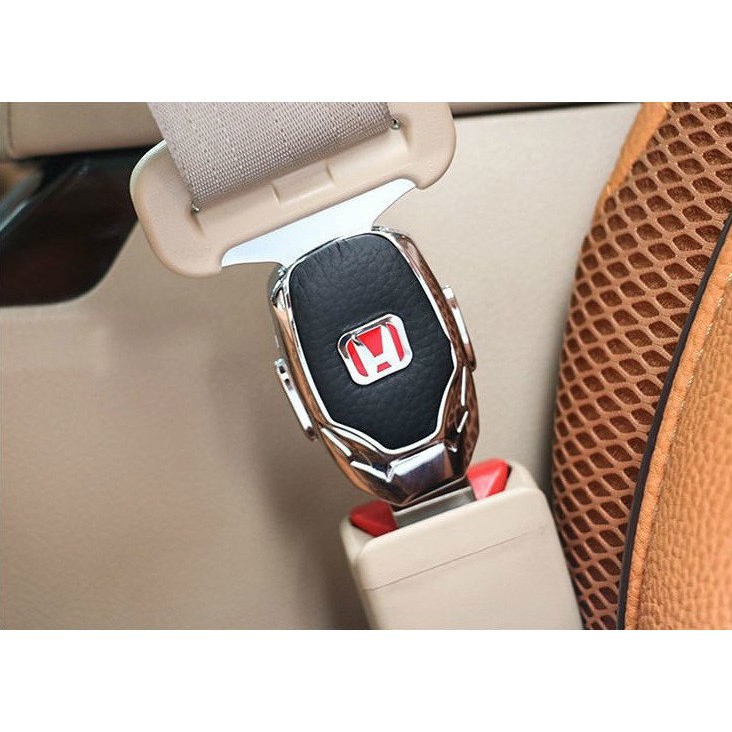2 pieces for Lexus CT ES IS GS LS LX RX UX NX CT200h es200 es300 is200 is250 is300 gs300 rx300 nx200 Car seat belt extension buckle silencer buckle. 