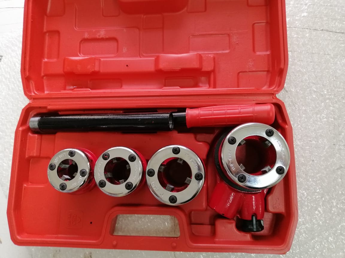 Pipe Threading Die Set 1/2"-1 1/4" Ratchet Die Stock Type No: 62 same as picture. 