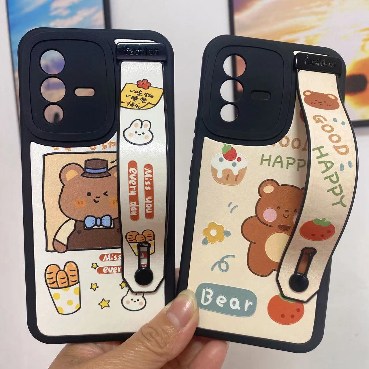 Fine Hole Wrist Strap Suitable iPhone15 Phone Case Apple 14Pro Cartoon bracket XSMAX Leather Protective Cover