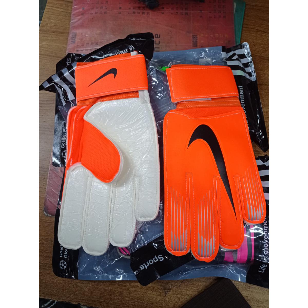 Football hand shops gloves price